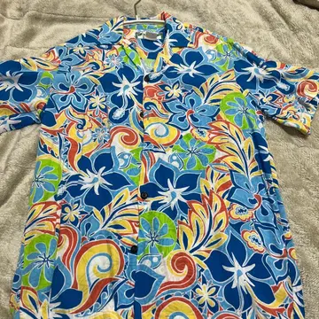 하와이안 셔츠와 하와이안 드레스 세트