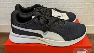 PUMA 블랙 스니커즈