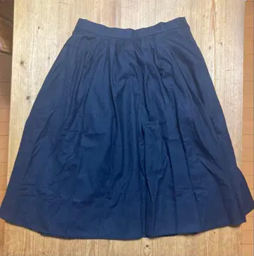 MARGARET HOWELL 네이비 플리츠 스커트 사이즈 II