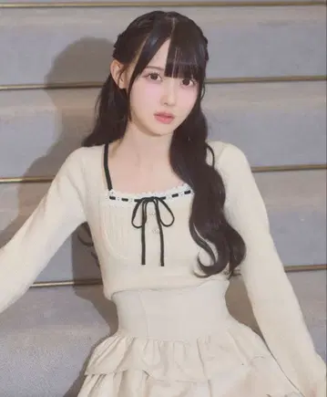 미셸 마카롱 리본 리브 니트탑 화이트