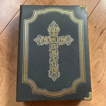 G-DRAGON ONE OF A KIND CD 앨범 / 한국판