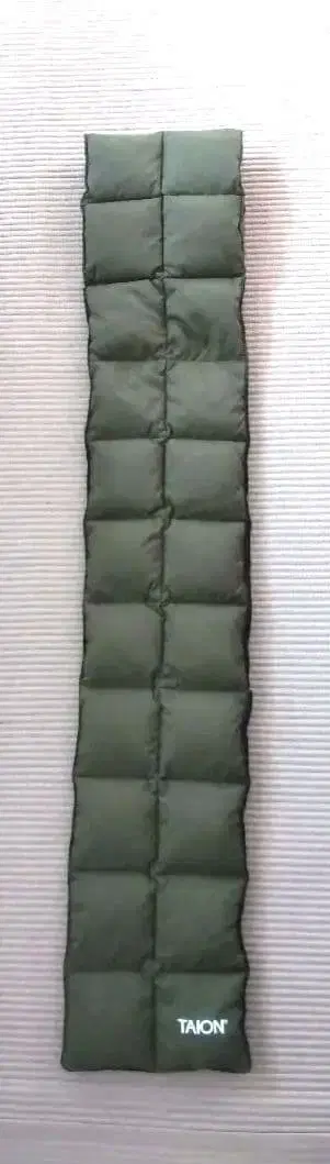 TAION 다운 넥워머 올리브 그린