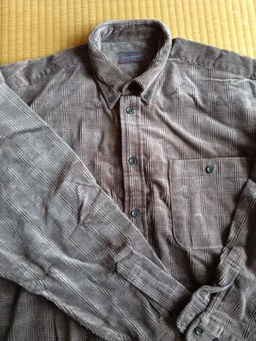 브라운 체크 무늬 긴팔 플란넬 셔츠