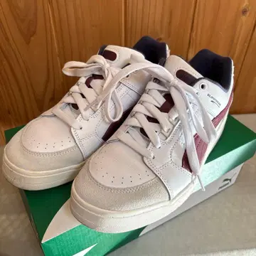 거의 새상품 PUMA 슬립스트림