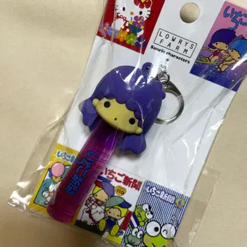 LOWRYS FARM 산리오 딸기 신문 립 참 라라 키키라라