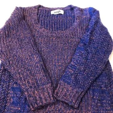 neigh 파랑 보라색 크루넥 니트