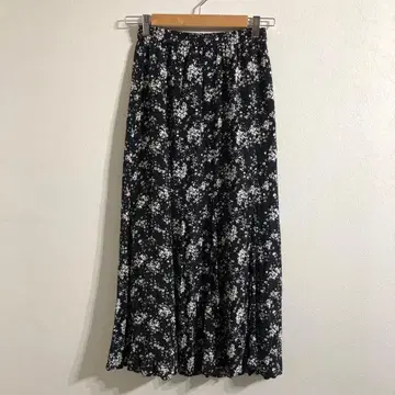 꽃무늬 플리츠 롱 스커트 retro