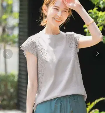 레이스 프렌치 슬리브 풀오버 GREIGE 어반리서치 로쏘