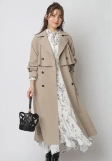 Apuweiser riche 케이프라이크 트렌치코트