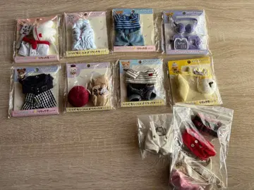 리락쿠마 의류 세트