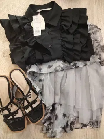 트란테안 손 드 모드 코디 세트