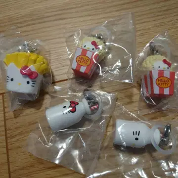 헬로키티 아메리칸 디자인 메지루시 액세서리