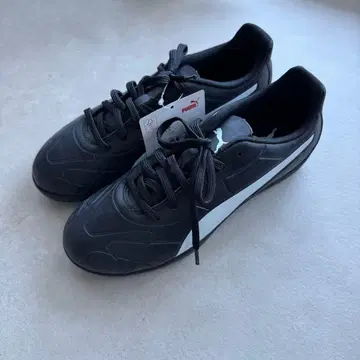 미사용 새상품 PUMA 모나크 II TT JR