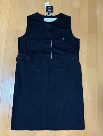 UNIQLO x theory 슬리브리스 마서라이즈 코튼 원피스