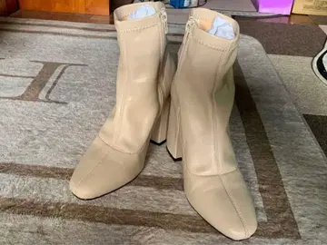 rady 베이지 스틸레토 부츠 하이힐