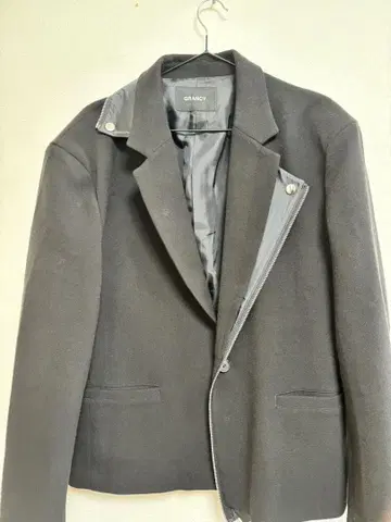 grancy 리버스 레이어드 디자인 테일러드 자켓