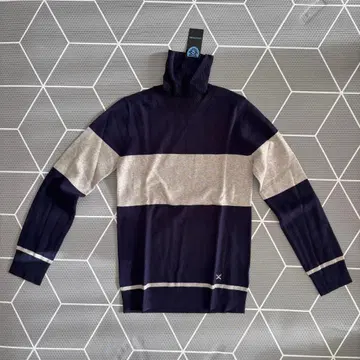 GUILD PRIME 터틀넥 니트