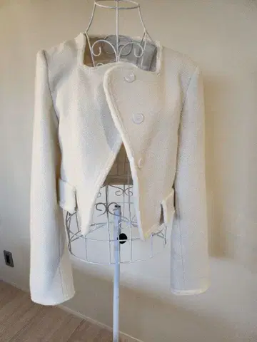 노카라 숏 자켓