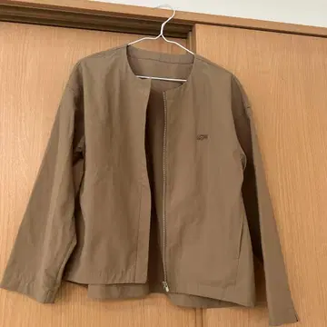 라코스테 크루넥 숏 블루종 자켓 베이지