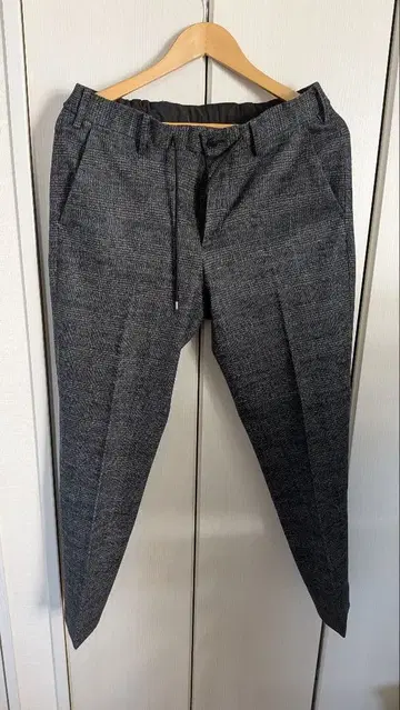 에디피스 그레이 울 슬랙스