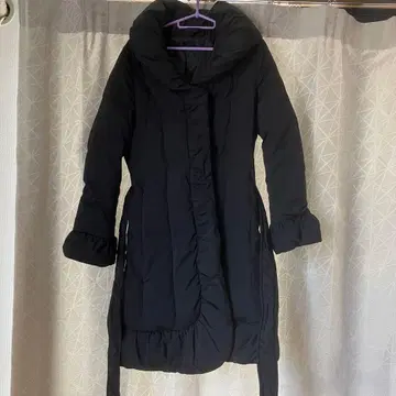 프로바돌 다운 코트 롱 코트 블랙 볼륨 넥