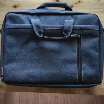 다크 그레이(다크 네이비에 가까운) 비즈니스 백