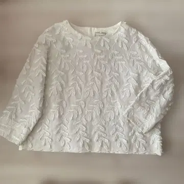 비어즐리 자수 셔츠