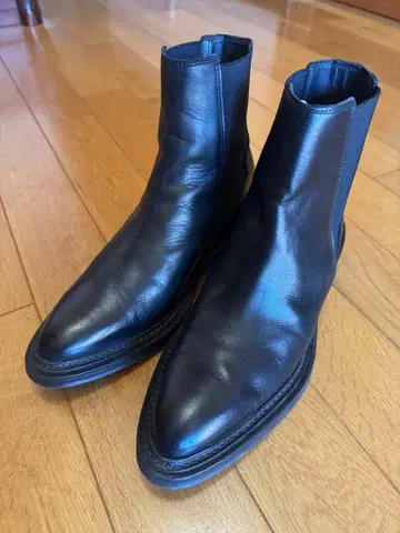 ZARA 블랙 사이드 고어 부츠