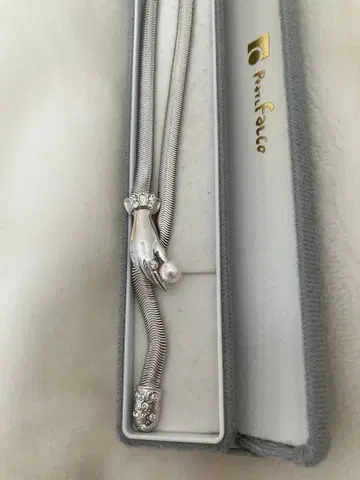 Pani Falco 실버 목걸이 펄 장식