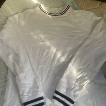 챔피온 화이트 맨투맨