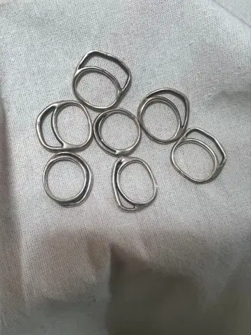 이오세리아니 반지 세트