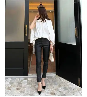 SYSORUS x akko3839 코팅 스트레치 데님 팬츠