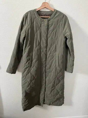 [ 새상품급 ] 올리브 그린 퀼팅 롱 코트 M