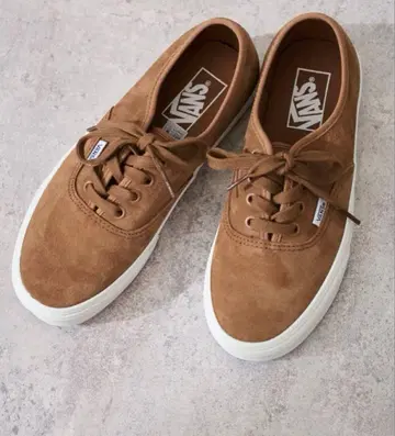 VANS 오센틱 피그 스웨이드