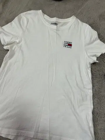 TOMMY JEANS 화이트 반팔 T셔츠 L/6