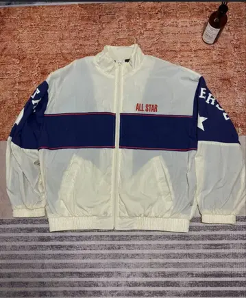 컨버스 짧은 기장 나일론 자켓 L 사이즈 CONVERSE