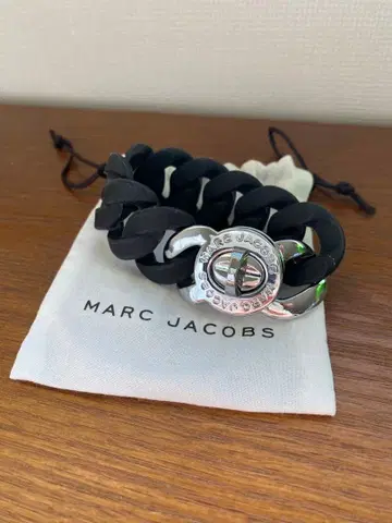 마크제이콥스/팔찌
