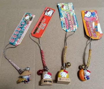 지역 한정 헬로키티 스트랩 2개 세트