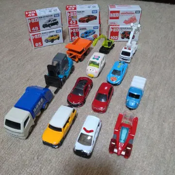 토미카 묶음 판매 13대