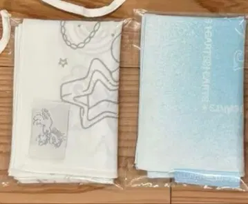 Hearts2Hearts 반다나