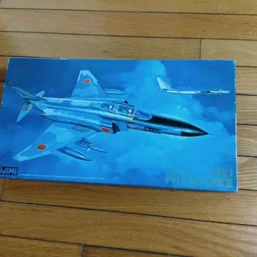 TAMIYA F-4EJ PHANTOM II 1/72