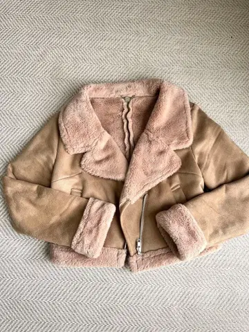 비라디언스 코트