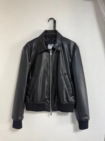 ZARA 블랙 가죽 자켓