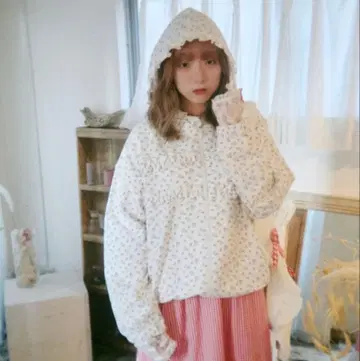 작은 꽃 프릴 후드 후드티