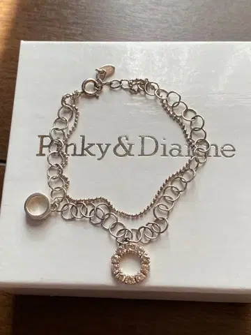 Pinky & Diane 스톤 부착 팔찌