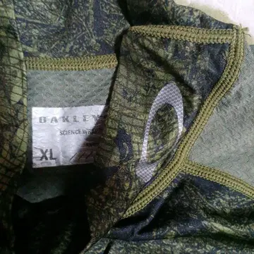 Oakley 카모 패턴 XL 컴프레션 셔츠
