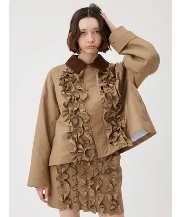 FURFUR 프릴 워크 자켓 x 프릴 미니 스커트