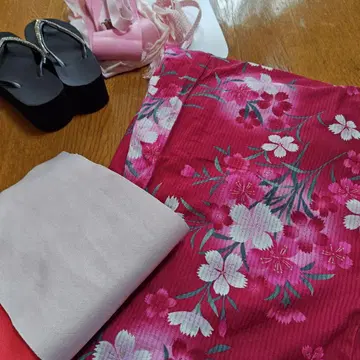 빨간색 꽃무늬 유카타 오비 일본 나막신 세트