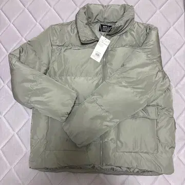 새상품 아즐 AZUL 남성용 다운 자켓 L 사이즈 라임