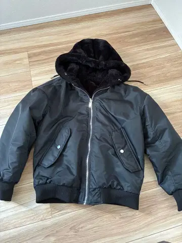 [ 가격 인하 협상 가능 ] MA-1 자켓 블랙 [ 리버서블 ]